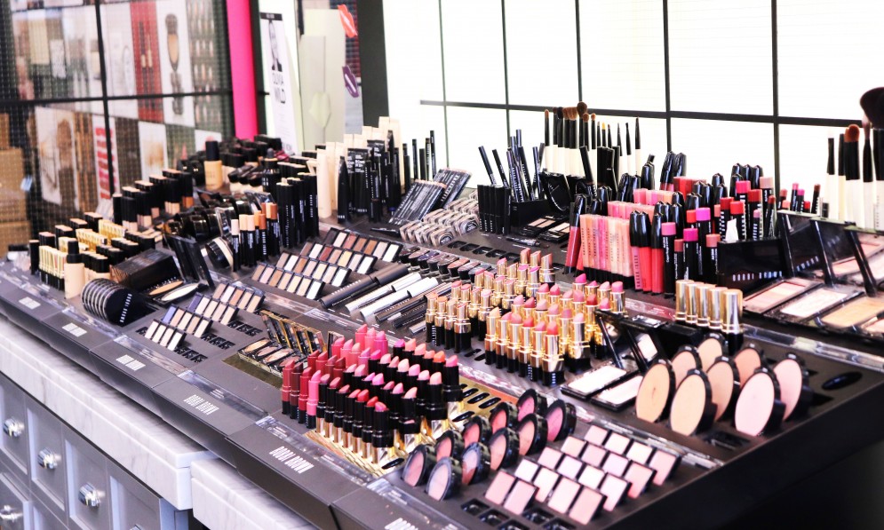 makeup in store